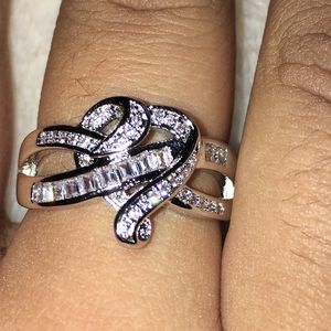 White Sapphire heart shaped infinity Ring size 9
